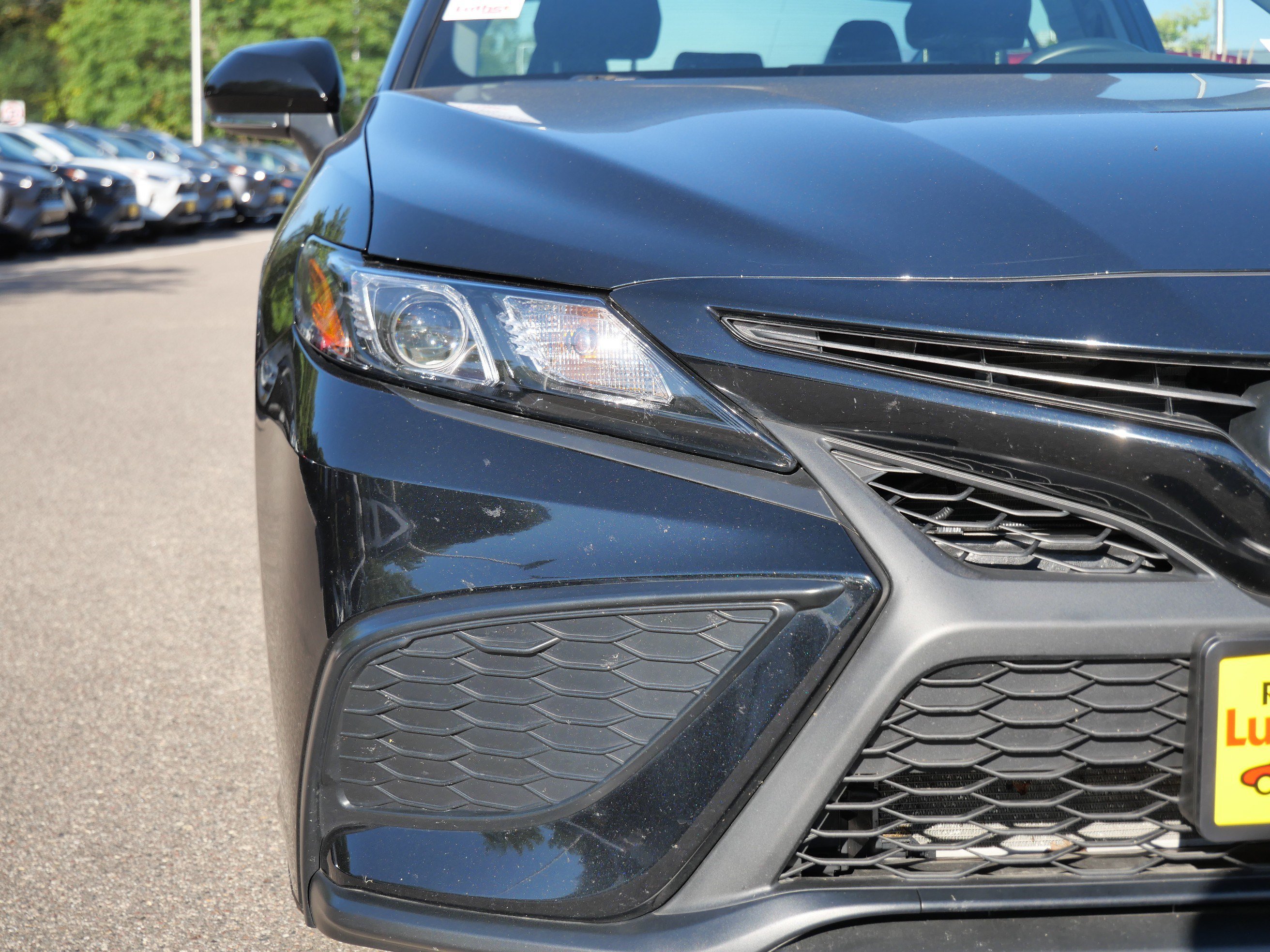 Used 2024 Toyota Camry SE w/ Protection Package (Q2) (TMS) FWD image 17