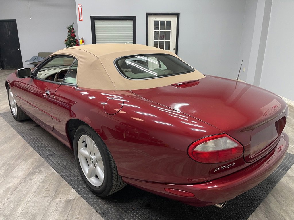 Used 1999 Jaguar XK8 image 6