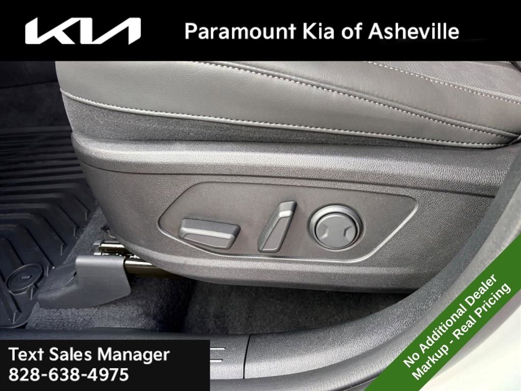 New 2026 Kia Sorento EX image 17