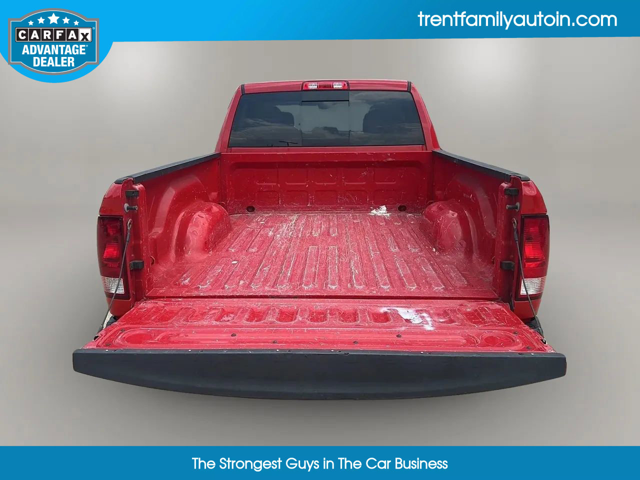 Used 2019 RAM 1500 Classic SLT image 17