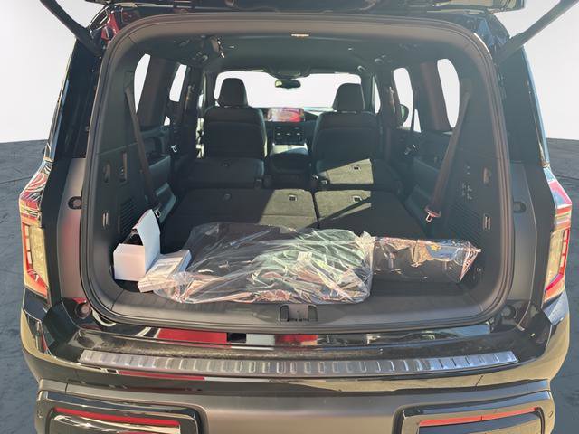 New 2026 Nissan Armada PRO-4X w/ Captain's Chari Seat Package image 6