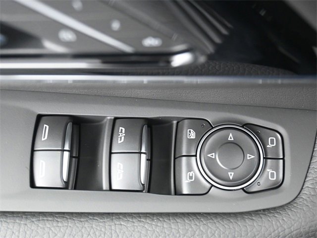 Used 2026 GMC Yukon Denali w/ Sun & Power Step Package image 12