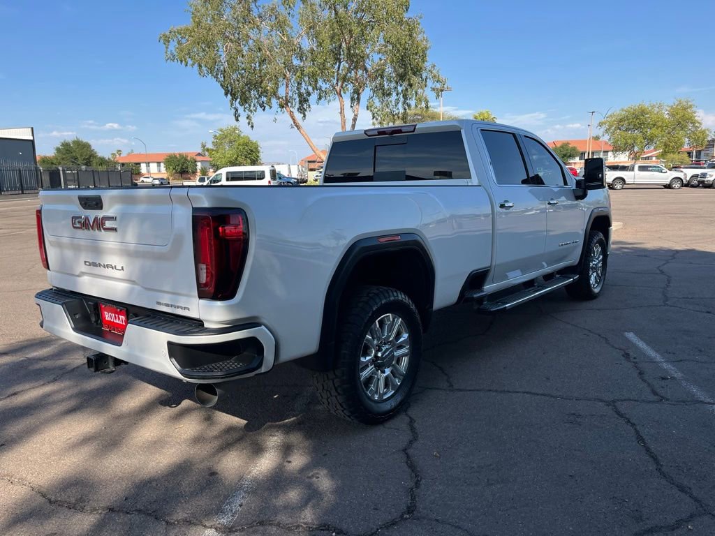 Used 2023 GMC Sierra 3500 Denali image 9