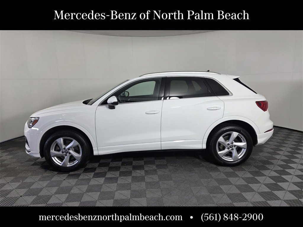 Used 2020 Audi Q3 2.0T Premium Plus w/ Premium Plus Package image 3