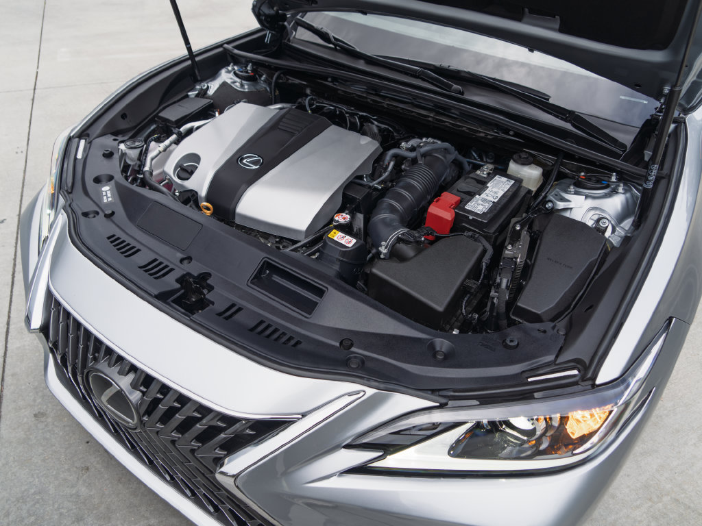 Certified 2024 Lexus ES 350 w/ Accessory Package (Z1) FWD image 6
