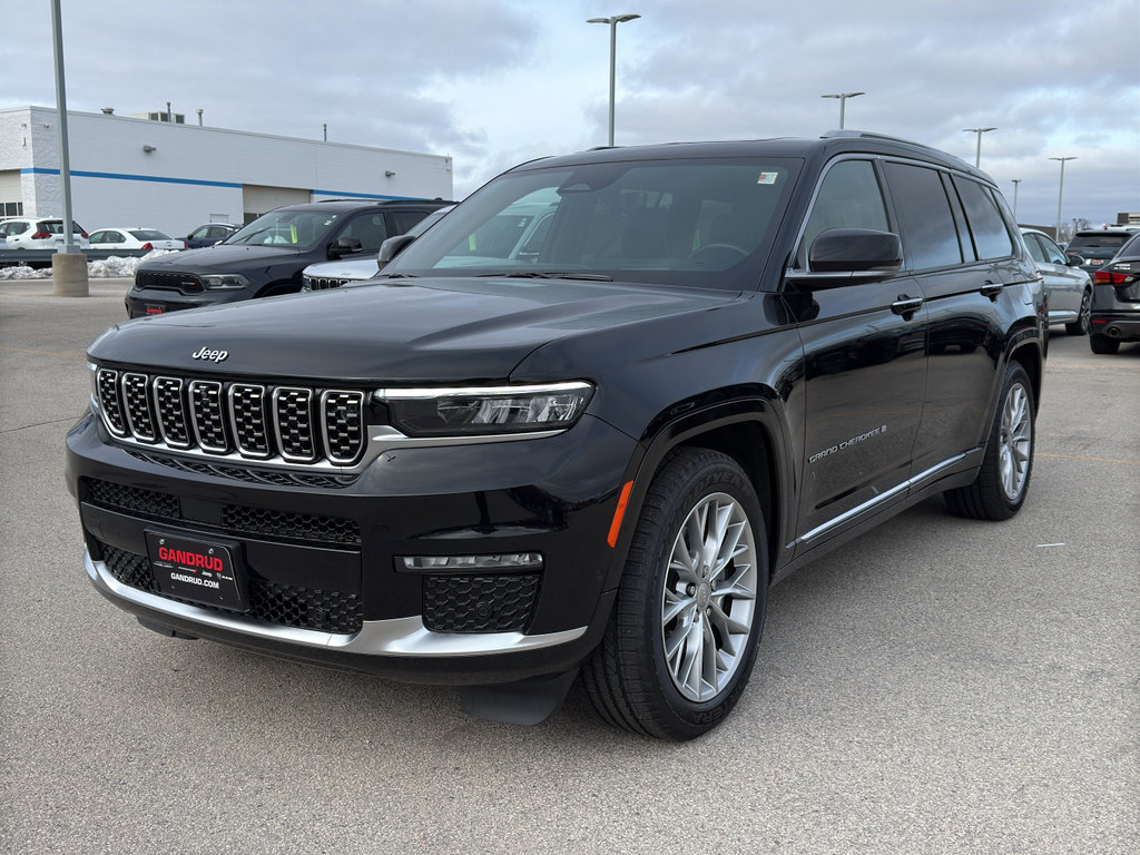 Used 2022 Jeep Grand Cherokee L Summit w/ Advanced Protech Group IV AWD/4WD image 2