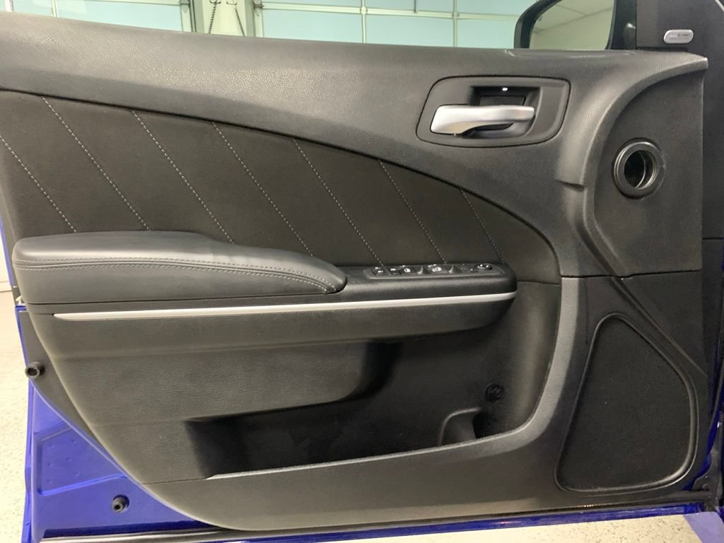 Used 2020 Dodge Charger GT RWD image 12