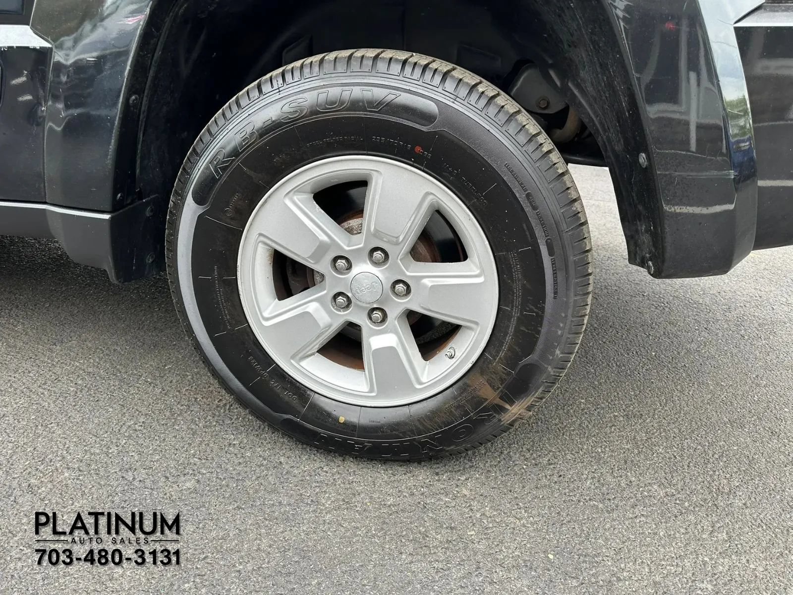 Used 2009 Jeep Liberty Sport w/ Popular Equipment Group AWD/4WD image 20
