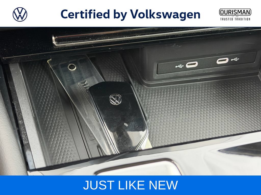 Certified 2026 Volkswagen Atlas SEL Premium R-Line AWD/4WD image 19