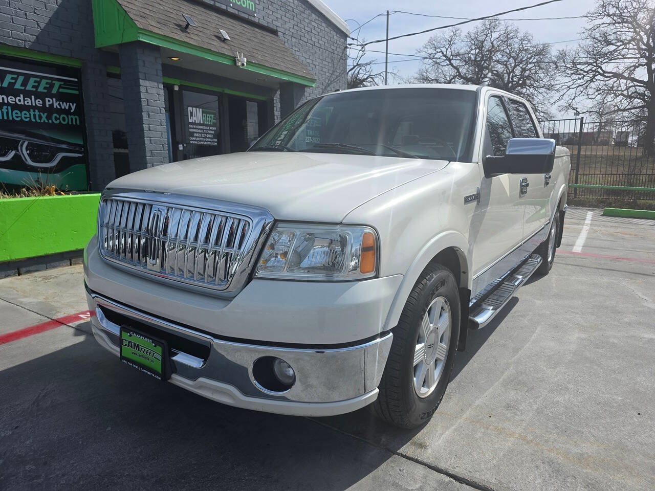 Used 2008 Lincoln Mark LT 2WD image 3