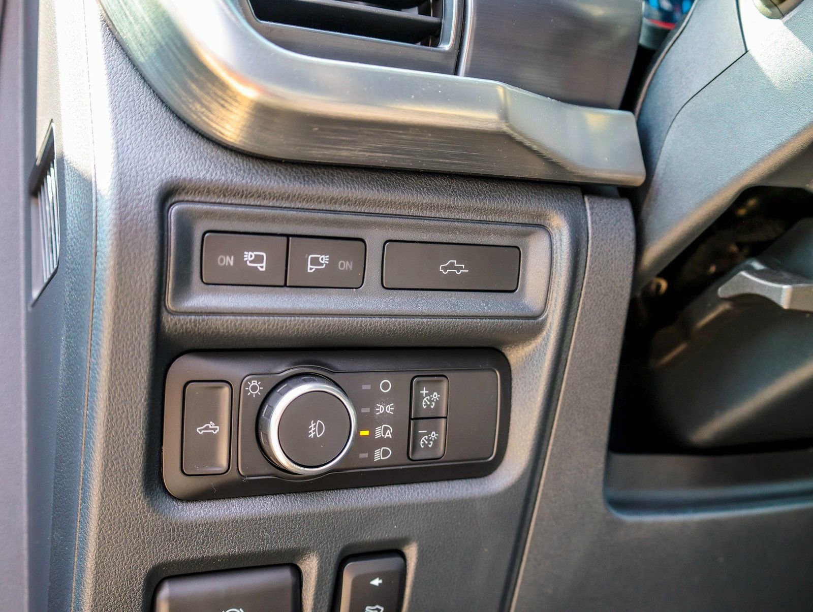 Used 2022 Ford F150 Lariat image 18