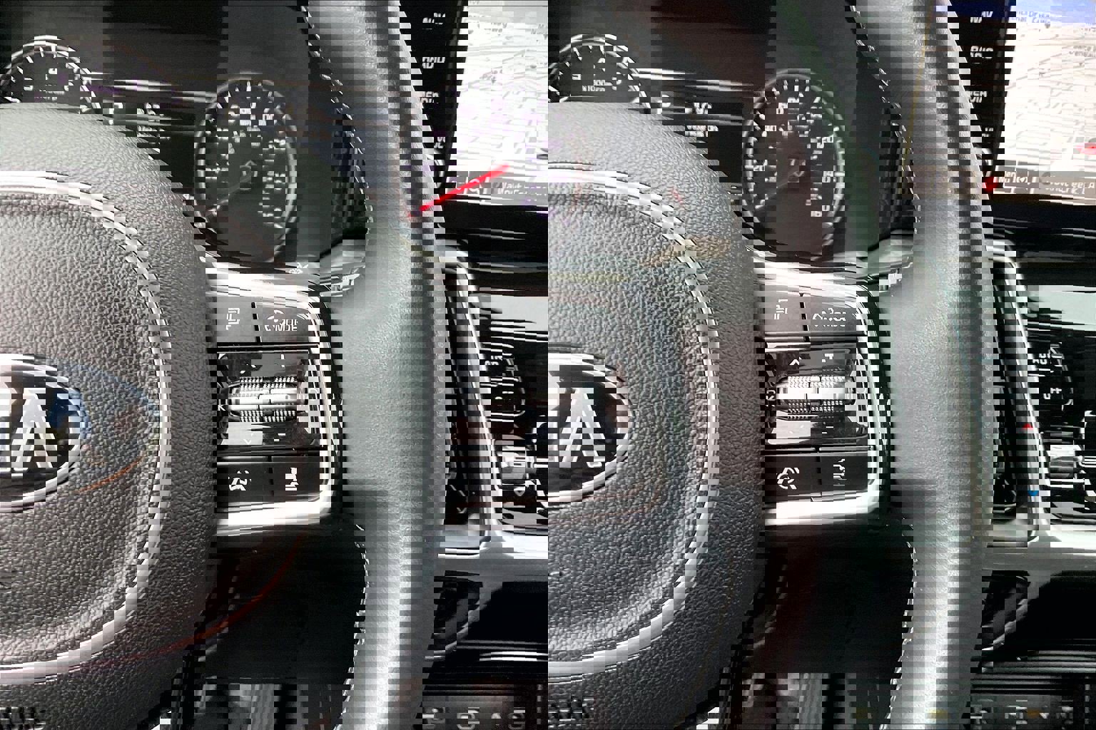 Used 2021 Kia Sorento EX w/ EX AWD X-Line Package image 19