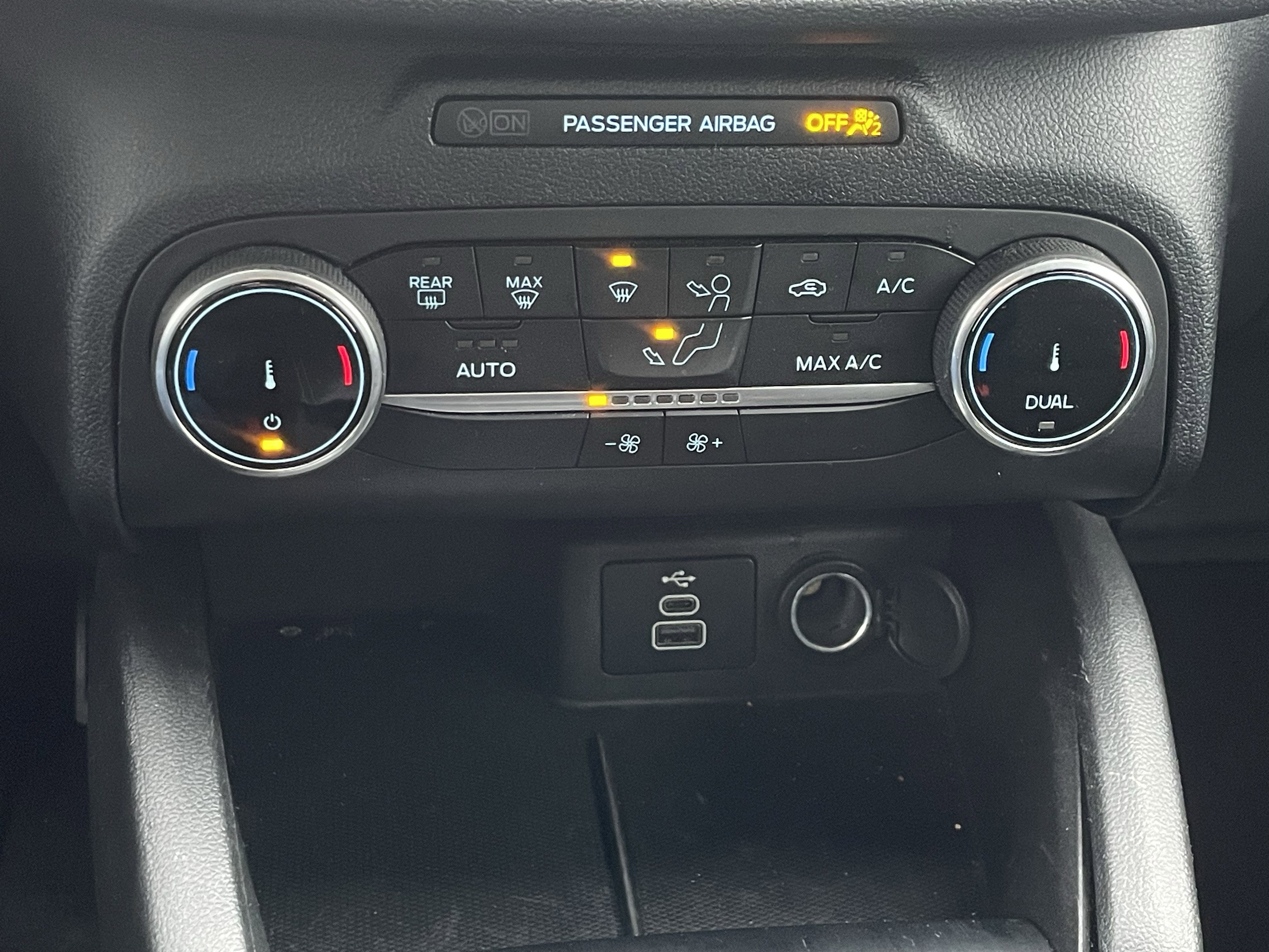 Used 2025 Ford Escape Active image 25