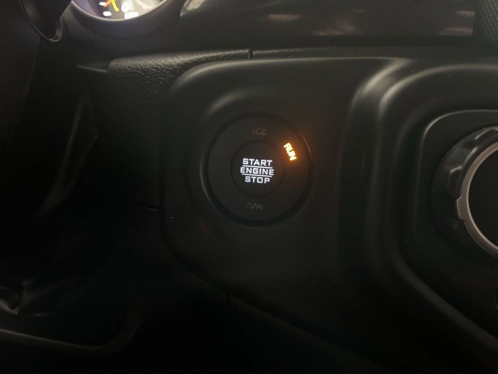 Used 2023 Jeep Wrangler Altitude image 11