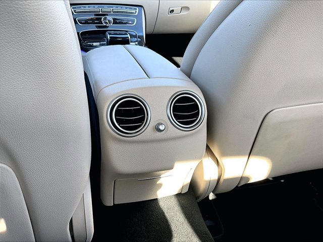 Used 2017 Mercedes-Benz E 300 4MATIC image 20