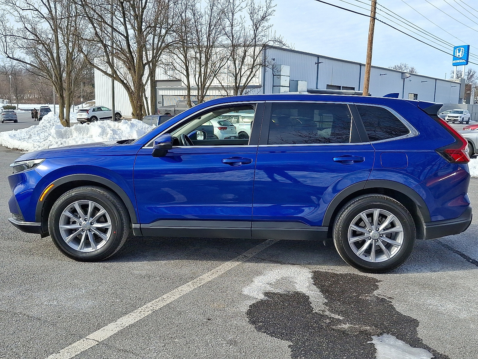 Used 2024 Honda CR-V EX-L image 7