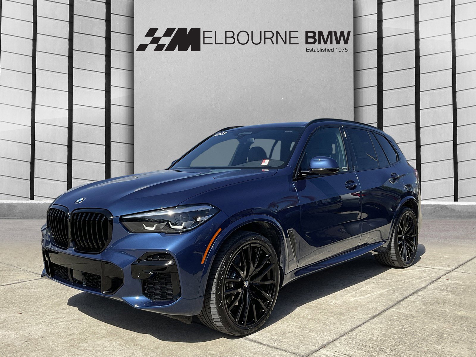Certified 2023 BMW X5 xDrive40i w/ M Sport Package image 3