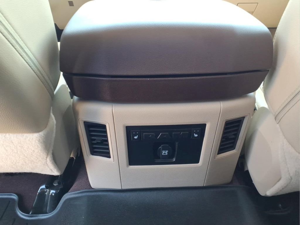Used 2019 RAM 1500 Laramie w/ Convenience Group RWD image 17