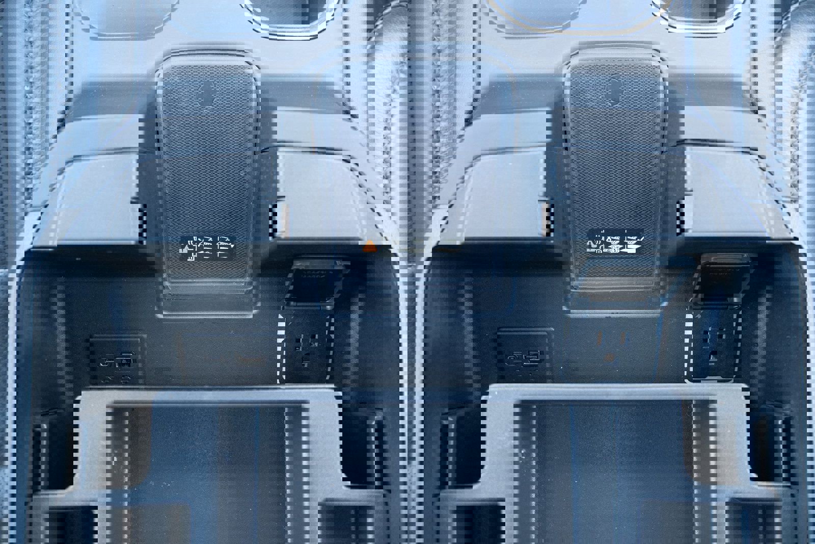 Used 2024 GMC Sierra 1500 Denali image 9