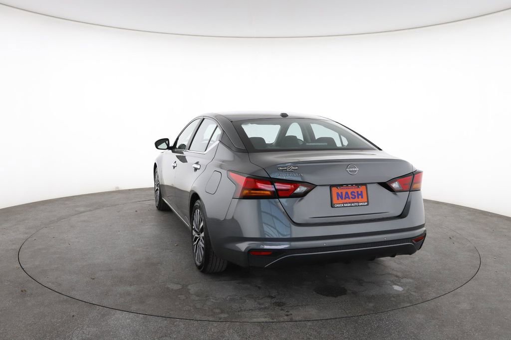 Used 2025 Nissan Altima 2.5 SV image 10