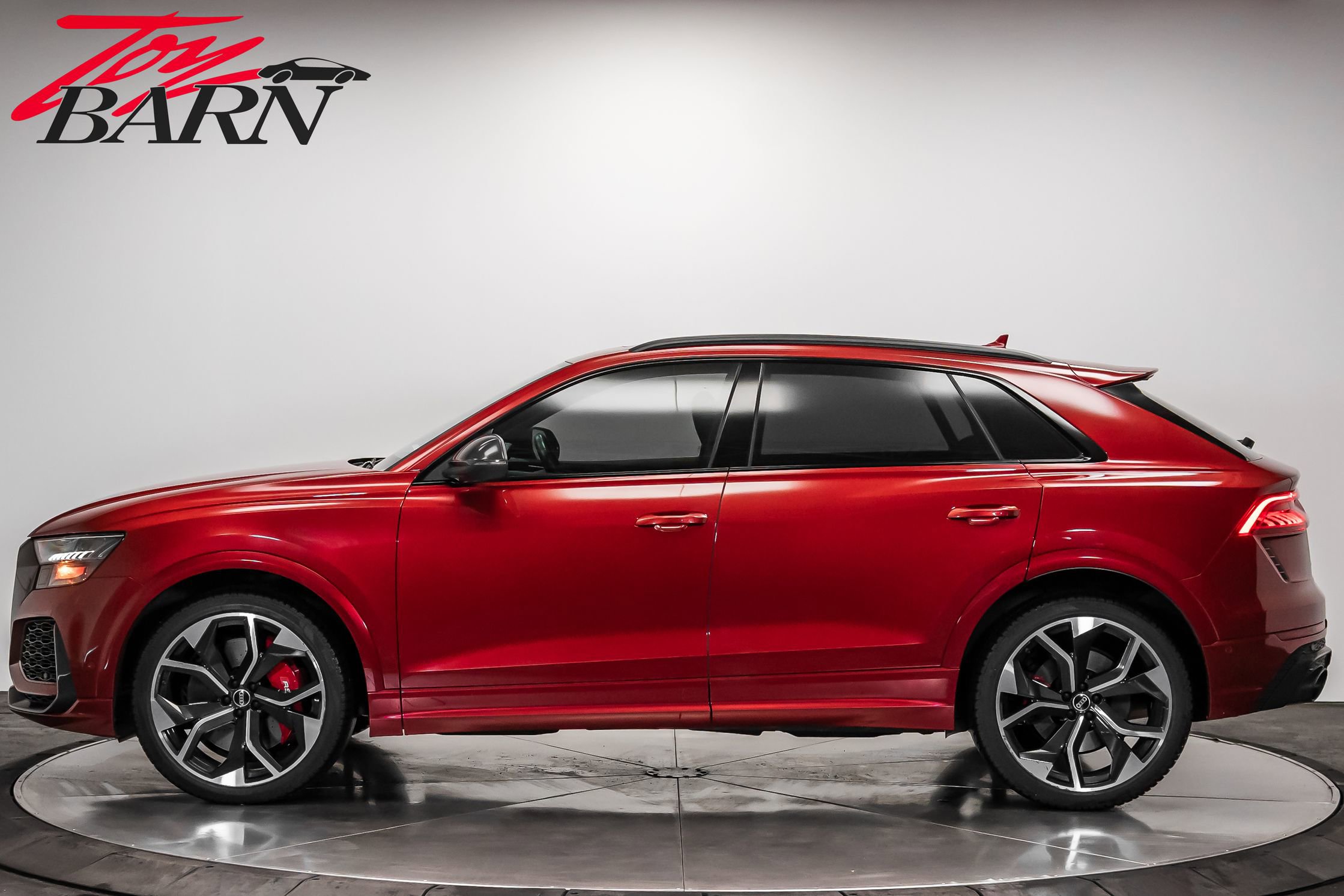Used 2022 Audi RS Q8 AWD/4WD video 2