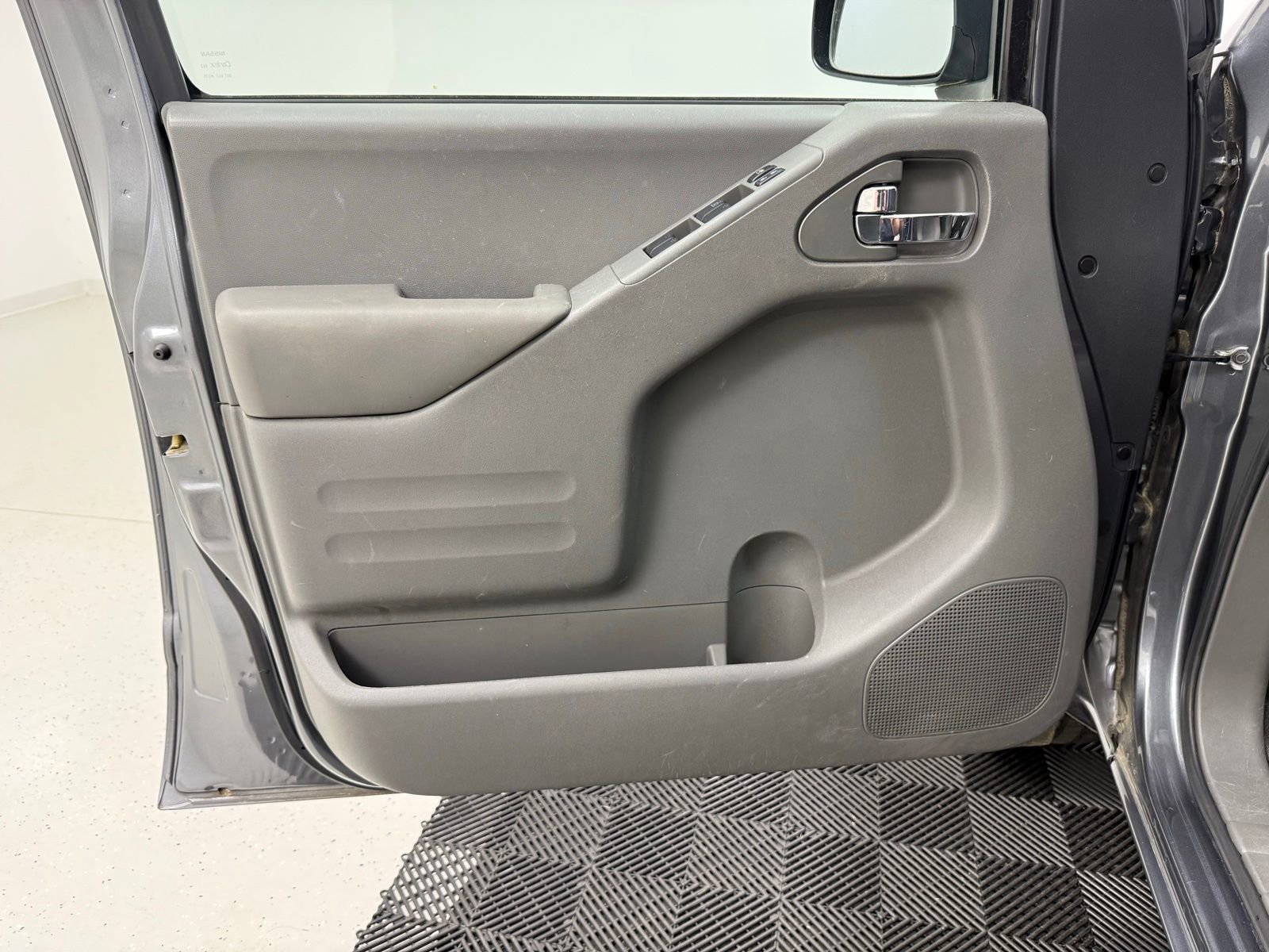 Used 2019 Nissan Frontier SV RWD image 11