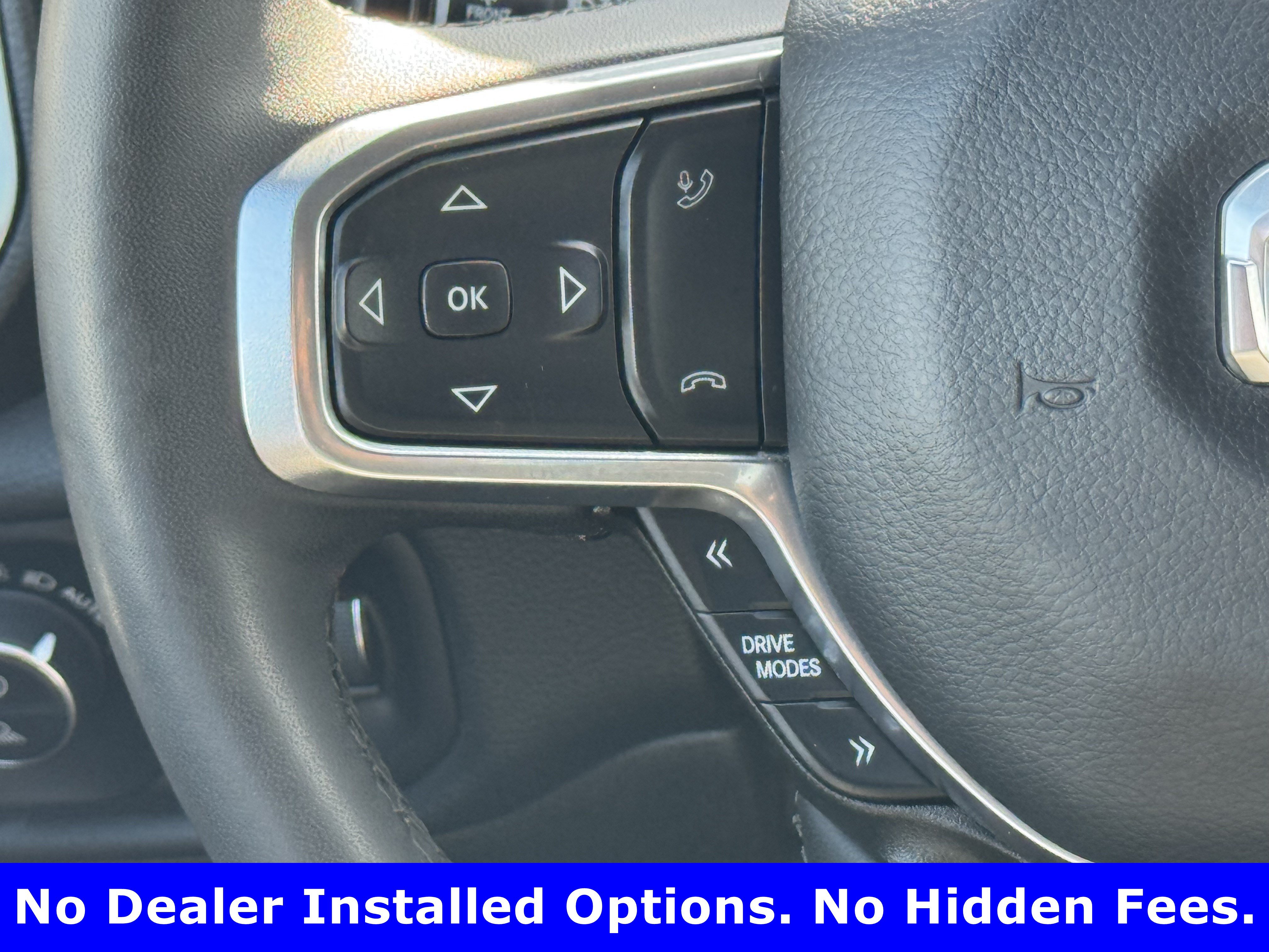Used 2025 RAM 1500 Laramie w/ Sport Appearance Package AWD/4WD image 13