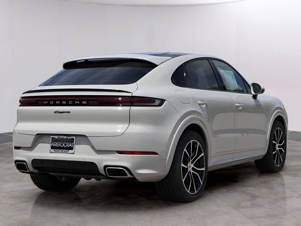 New 2026 Porsche Cayenne Coupe AWD/4WD image 8