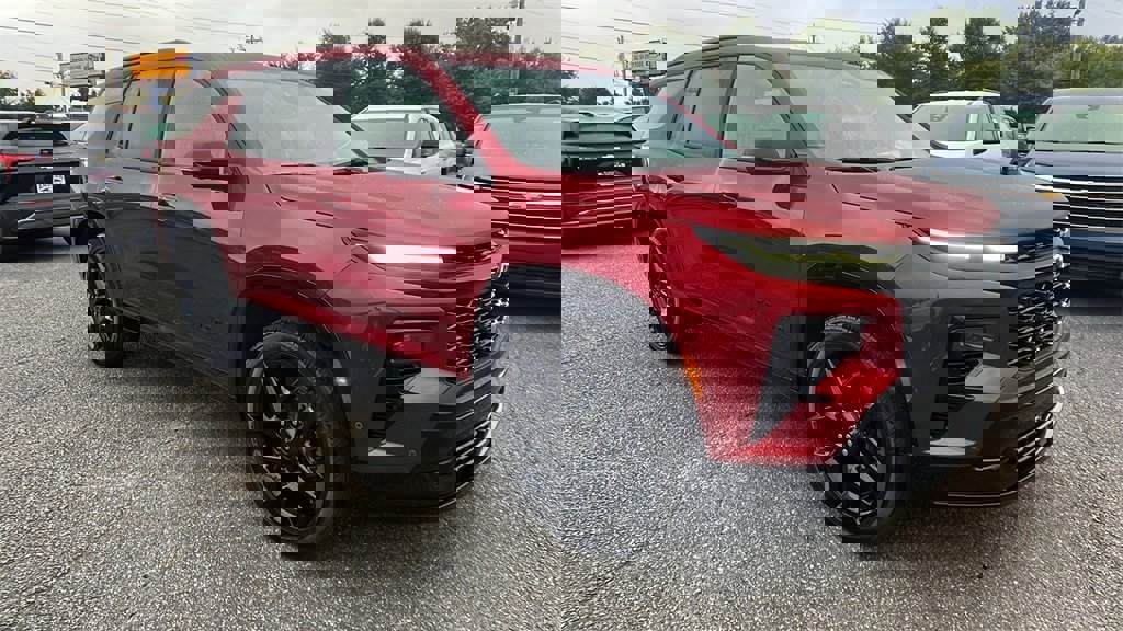 New 2026 Chevrolet Traverse RS w/ LPO, Floor Liner Package image 3