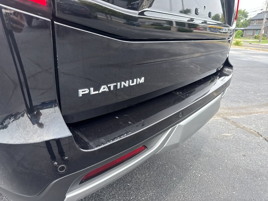 Used 2025 Ford Expedition Max Platinum w/ Platinum Ultimate Package AWD/4WD image 11
