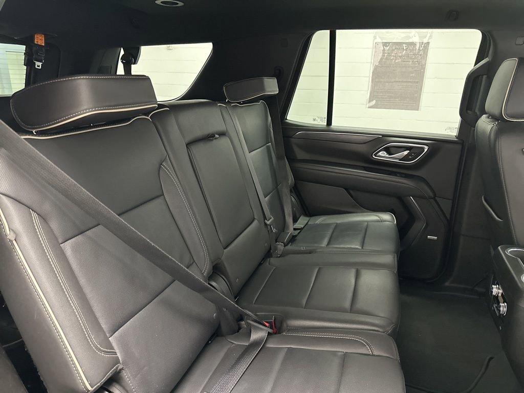 Used 2024 GMC Yukon SLT image 25