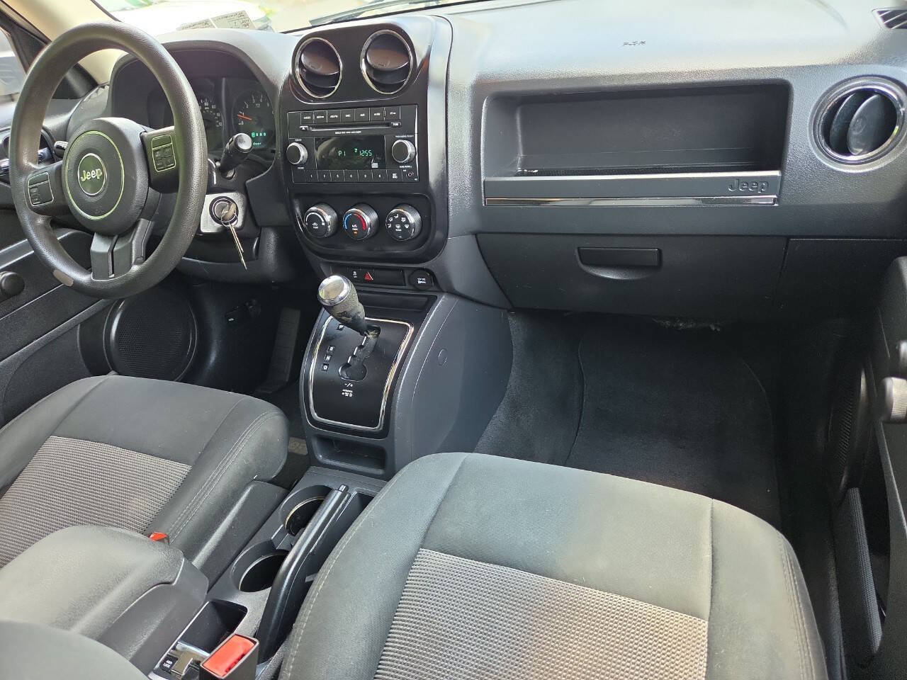 Used 2012 Jeep Patriot Sport w/ Tire & Wheel Group AWD/4WD image 17