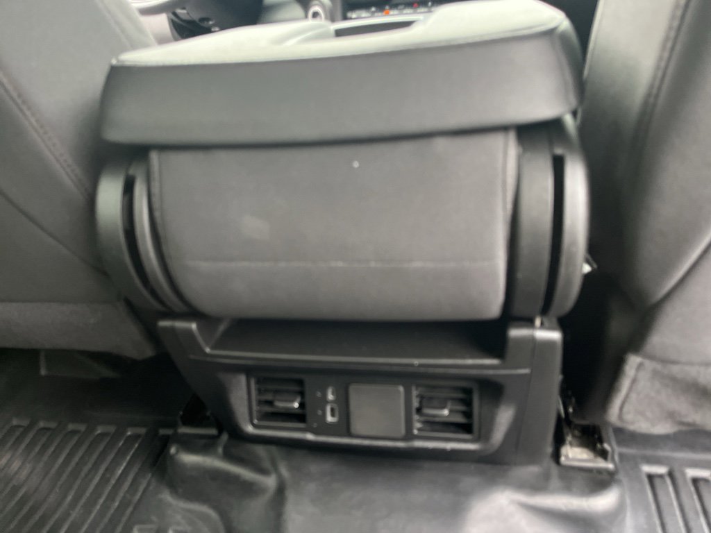 Used 2024 GMC Sierra 1500 Pro w/ Pro Value Package image 32