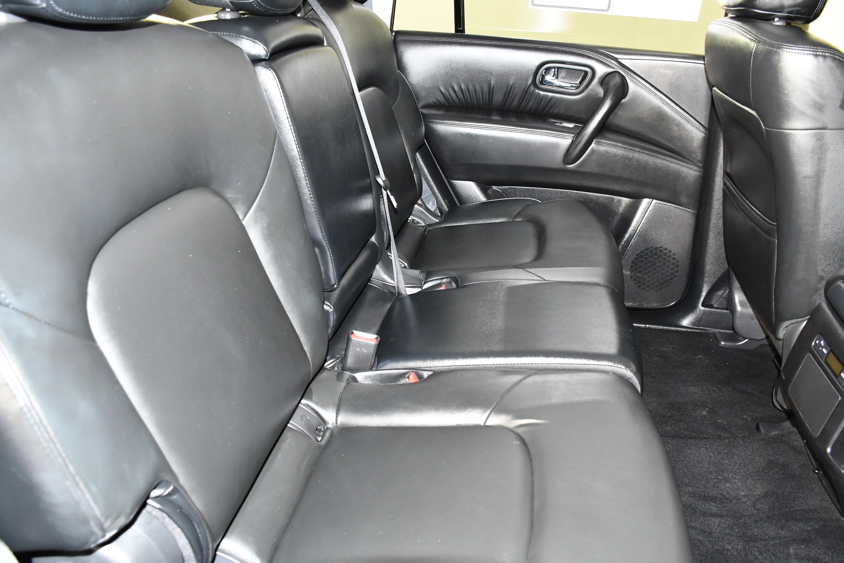 Used 2024 Nissan Armada SV image 47