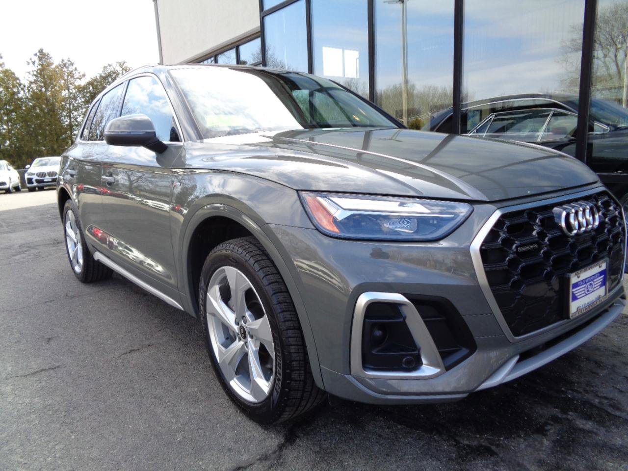 Used 2023 Audi Q5 2.0T Premium Plus AWD/4WD image 3