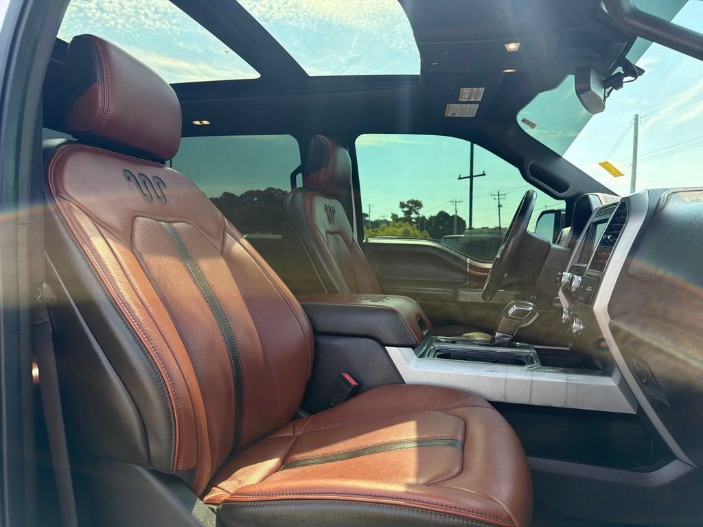 Used 2019 Ford F150 King Ranch w/ Equipment Group 601A Luxury AWD/4WD image 23