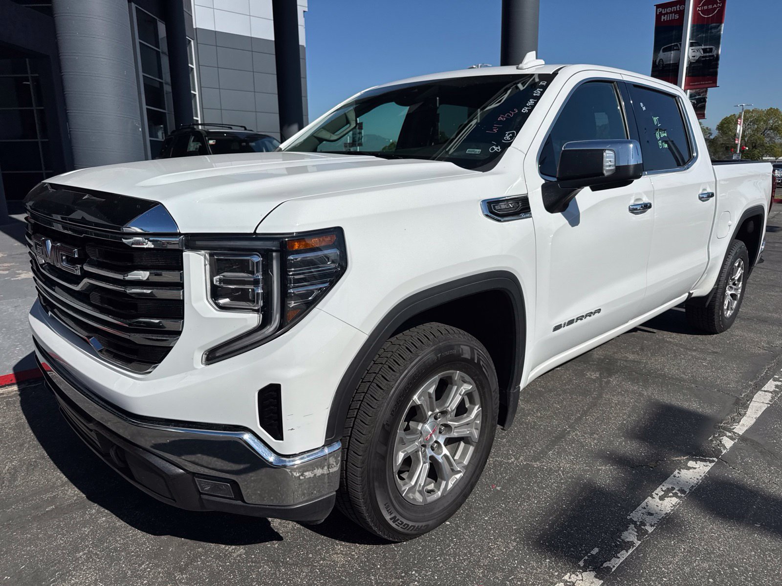 Used 2025 GMC Sierra 1500 SLT RWD image 2