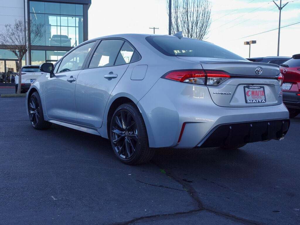 New 2026 Toyota Corolla SE FWD image 5