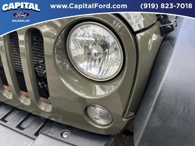Used 2015 Jeep Wrangler Unlimited Sport w/ Quick Order Package 24S AWD/4WD image 11