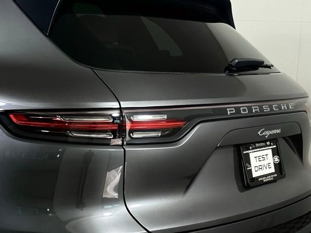 Used 2020 Porsche Cayenne image 15