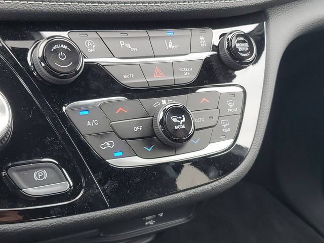 New 2026 Chrysler Pacifica Select w/ S Appearance Package FWD image 28