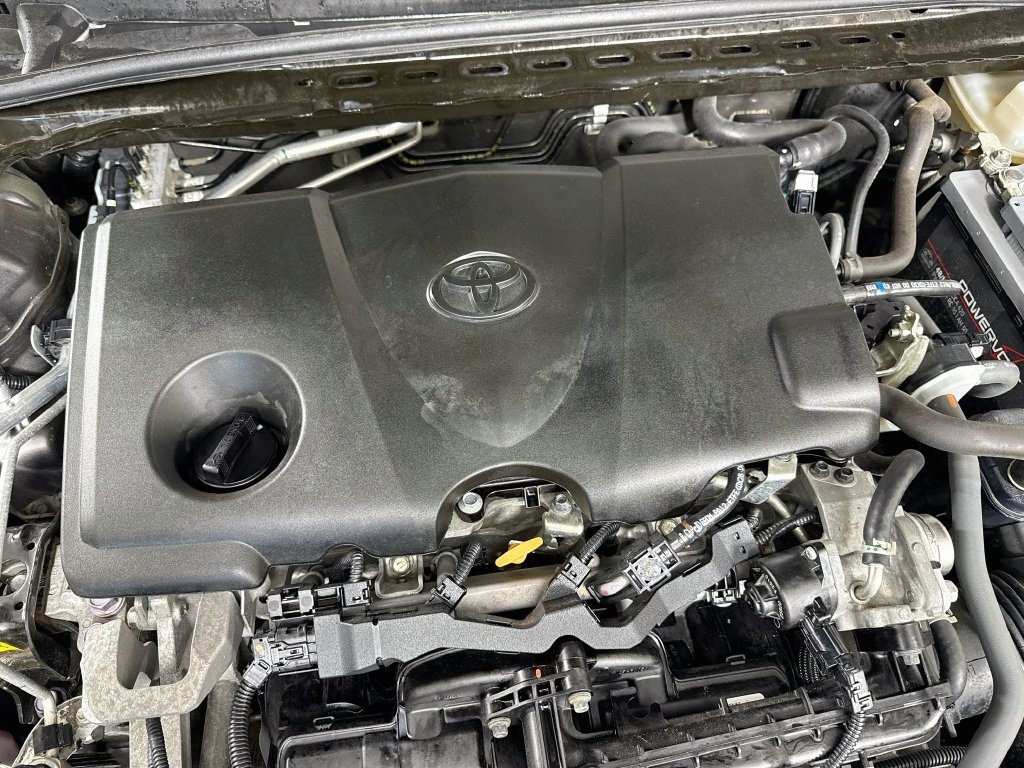 Used 2021 Toyota Camry SE FWD image 37