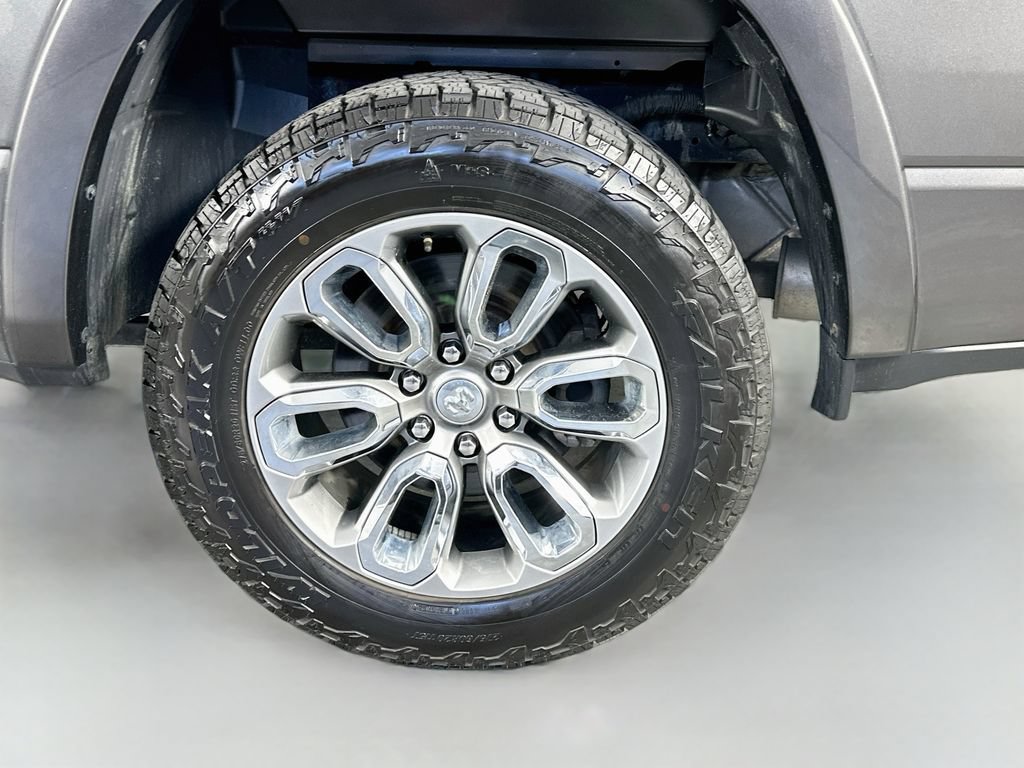Used 2020 RAM 1500 Laramie w/ Sport Appearance Package AWD/4WD image 34