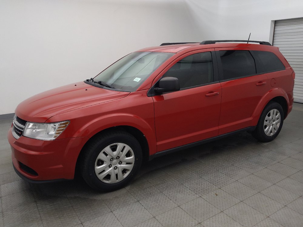 Used 2019 Dodge Journey SE FWD image 2