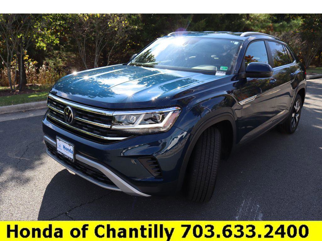 Used 2021 Volkswagen Atlas Cross Sport SE image 3