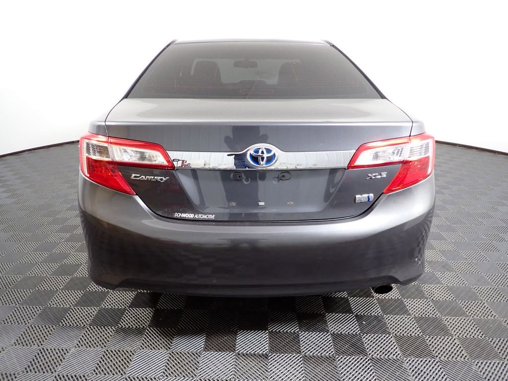 Used 2012 Toyota Camry XLE FWD image 13