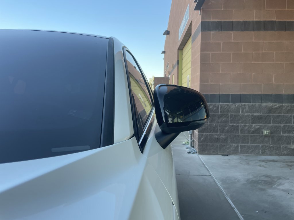 Used 2023 Volvo C40 P8 Recharge Plus w/ Climate Package image 11