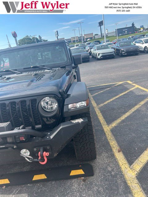 Used 2023 Jeep Gladiator Rubicon w/ LED Lighting Group AWD/4WD image 1