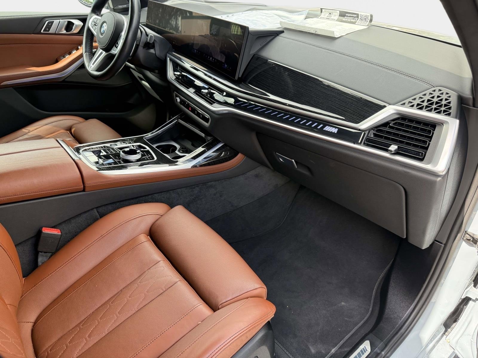 Used 2025 BMW X7 M60i AWD/4WD image 26