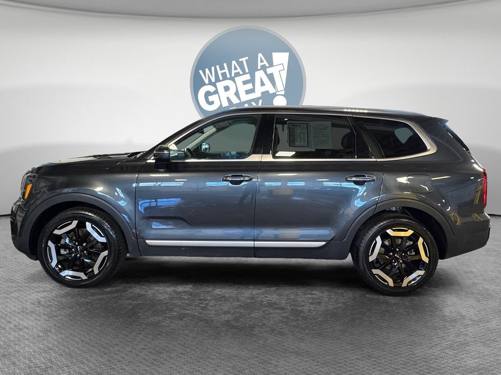 Certified 2024 Kia Telluride S w/ S Sunroof Package AWD/4WD image 7